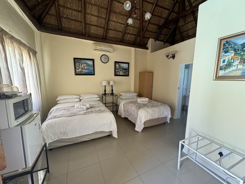 Standard Room photo 1