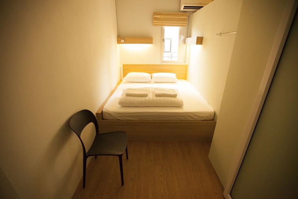 Double Bed with Shared Bathroom photo 3