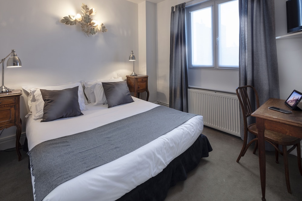 Double Room, Bathtub photo 3