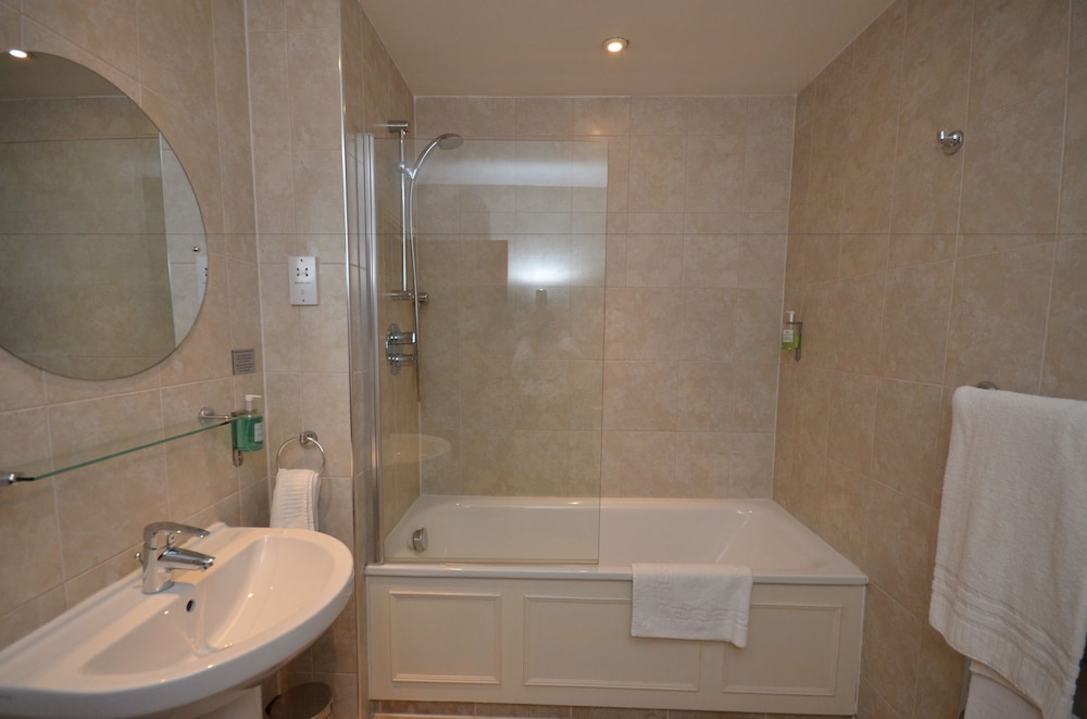 Standard Room, 1 Double Bed, Non Smoking - Photo 5