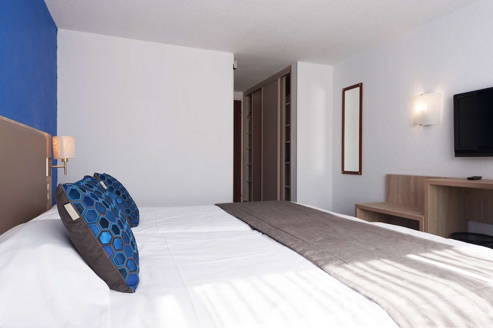 Comfort Twin Room, 2 Twin Beds, City View - Photo 13
