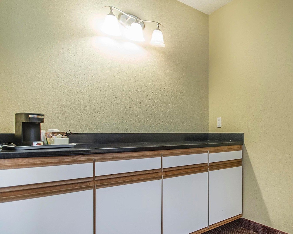 Suite, Multiple Beds, Non Smoking photo 1