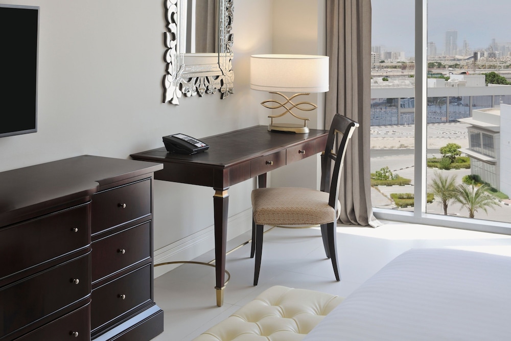 Executive Twin Room, 2 Double Beds photo 3