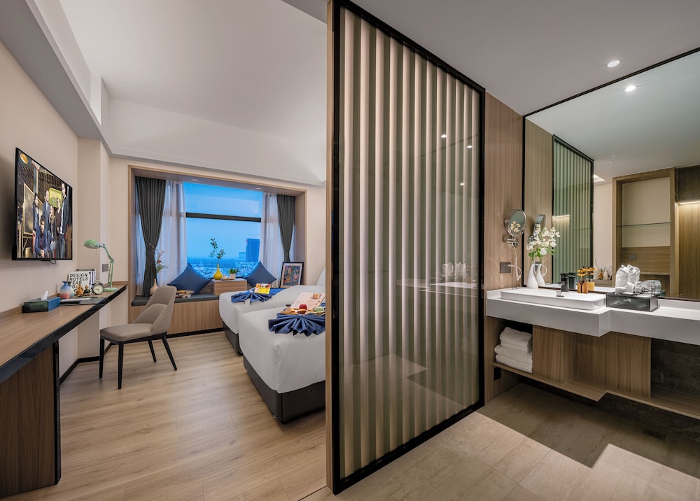 Signature Twin Room, Garden View
