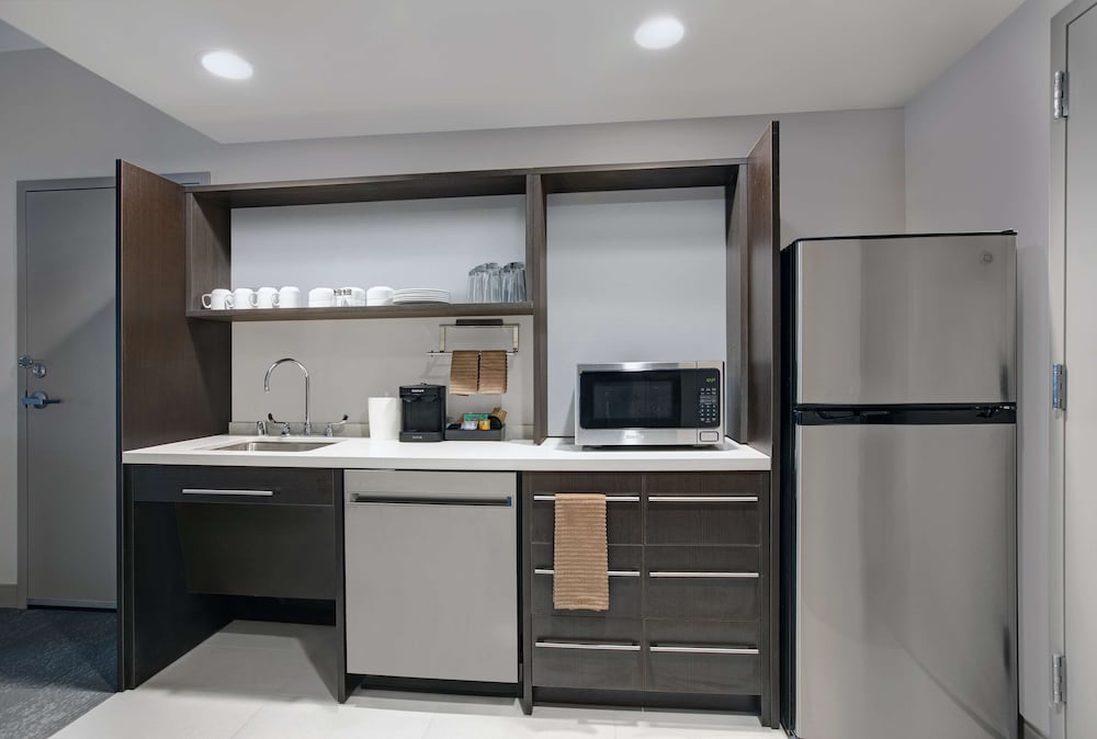 Home2 Suites By Hilton Milwaukee Downtown, Photo 6