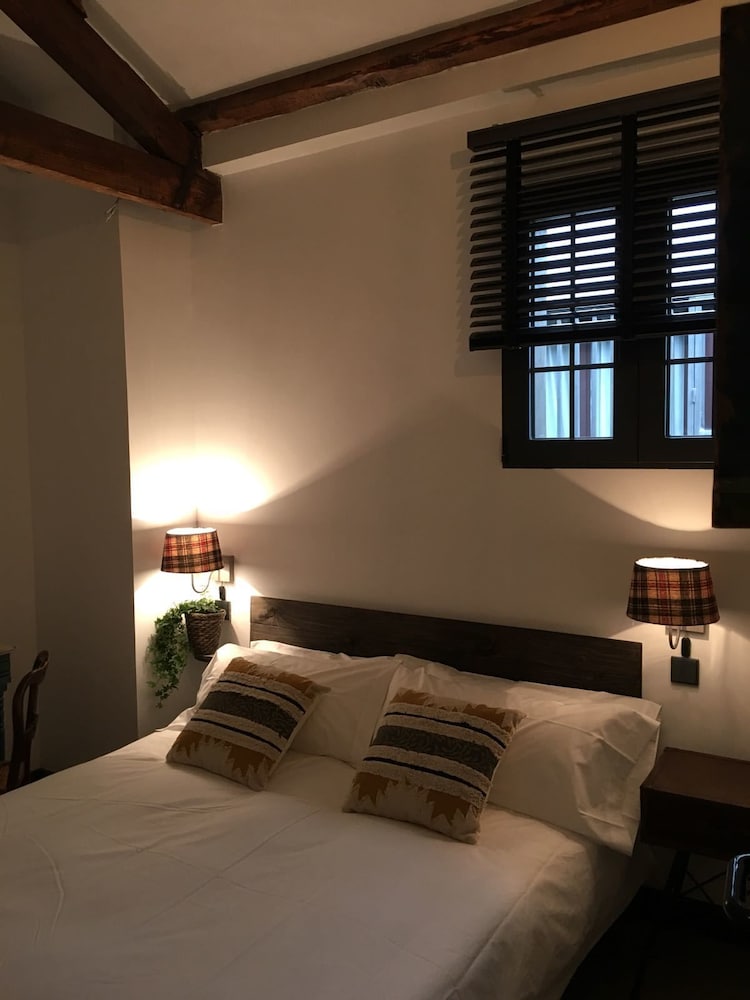 Double Room, 1 Double Bed