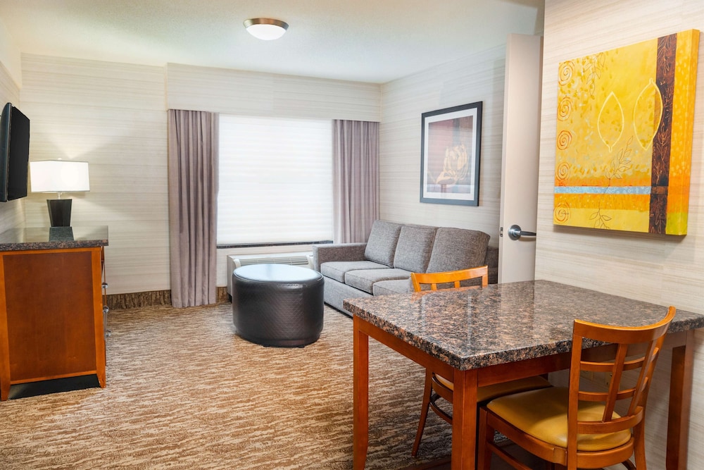 Suite, 1 Bedroom, Non Smoking - Photo 2