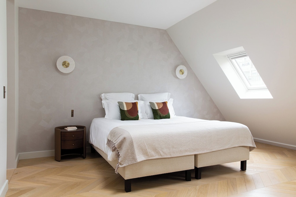 Luxury Apartment photo 2