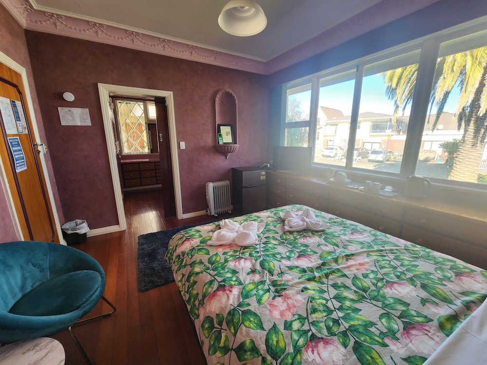 Signature Room, 1 Queen Bed (P) photo 3