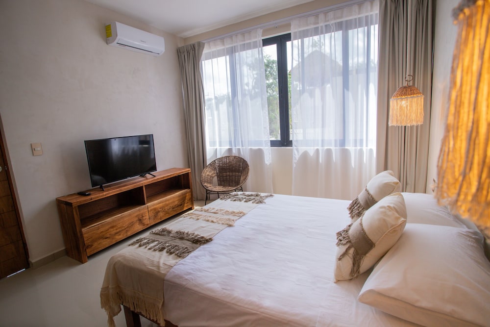 Deluxe Apartment, 1 Kingsize-Bett mit Schlafsofa, Poolblick, Ecklage