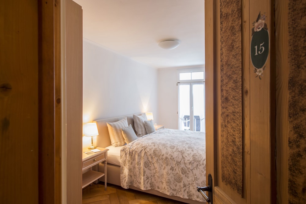 Standard Double Room, Balcony, Mountain View