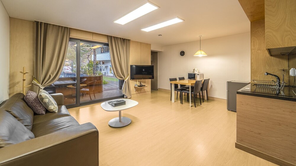Basic Room, 1 Bedroom (B101) photo 3