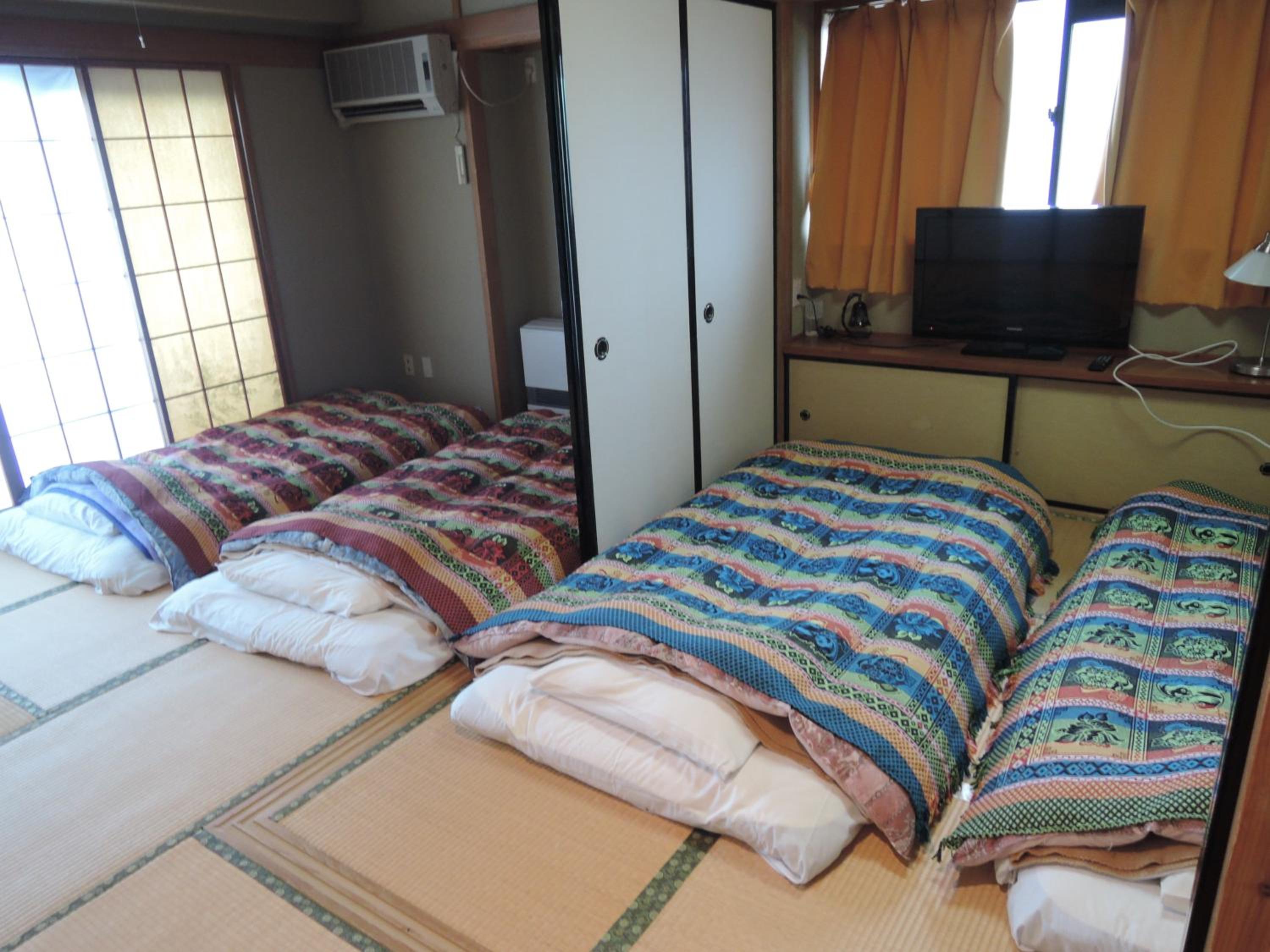 Family Room with Tatami Area