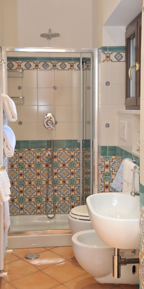 Classic Triple Room - Photo 2
