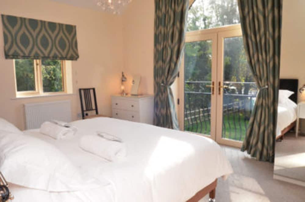 STONY HOUSE 4 BEDROOMS 10 TO 12 GUESTS photo 1