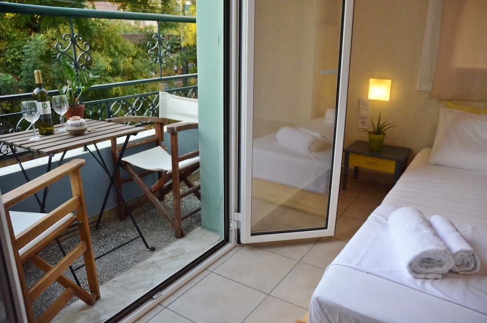 Quadruple Room, Balcony (Cocoon)