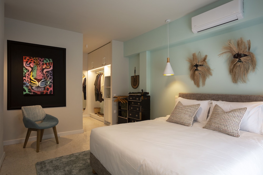 Luxury Double Room African photo 1