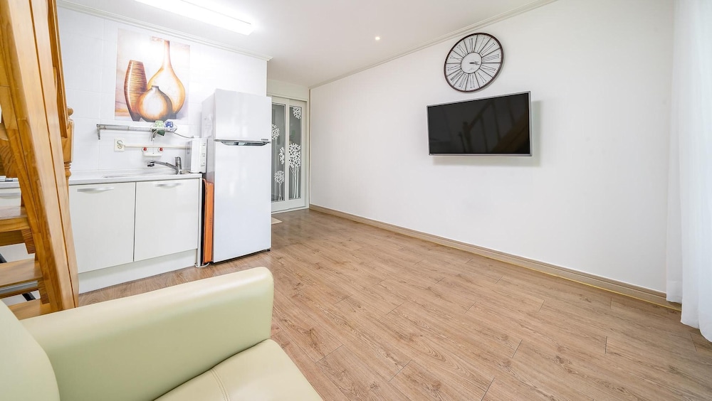 Basic Room, 1 Bedroom (301(SPA)) - Photo 10