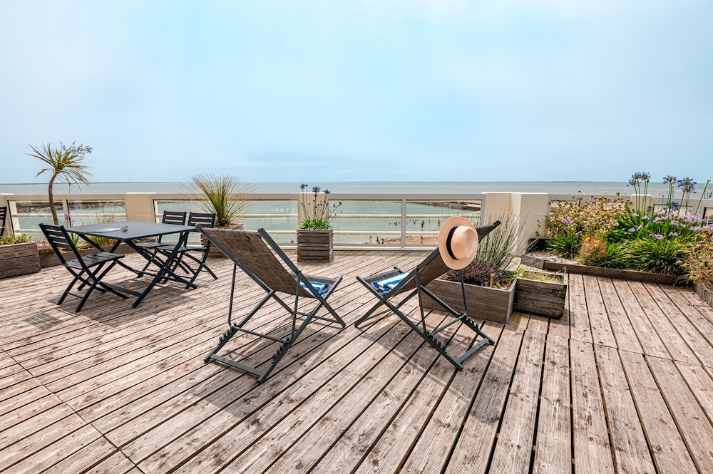 Family Room, Sea View photo 3