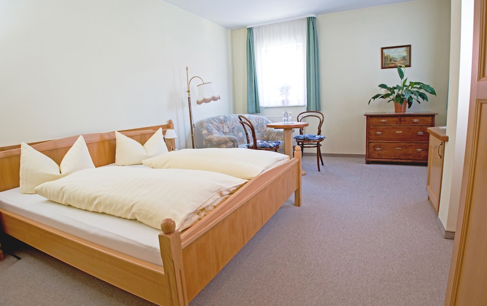 Double Room, 1 Double Bed