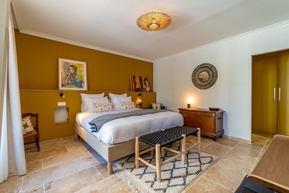 Comfort Room