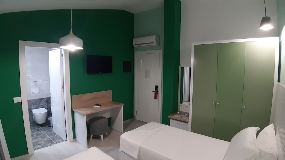 Deluxe Twin Room photo 2
