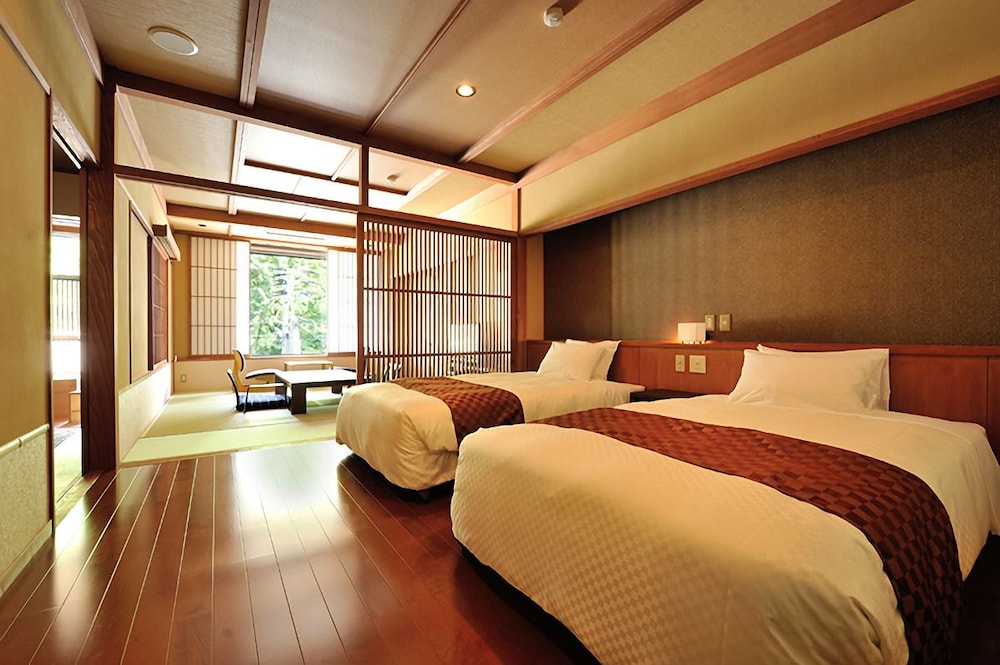 Deluxe Room with Tatami Area (Open-Air Bath) - Disability access photo 3