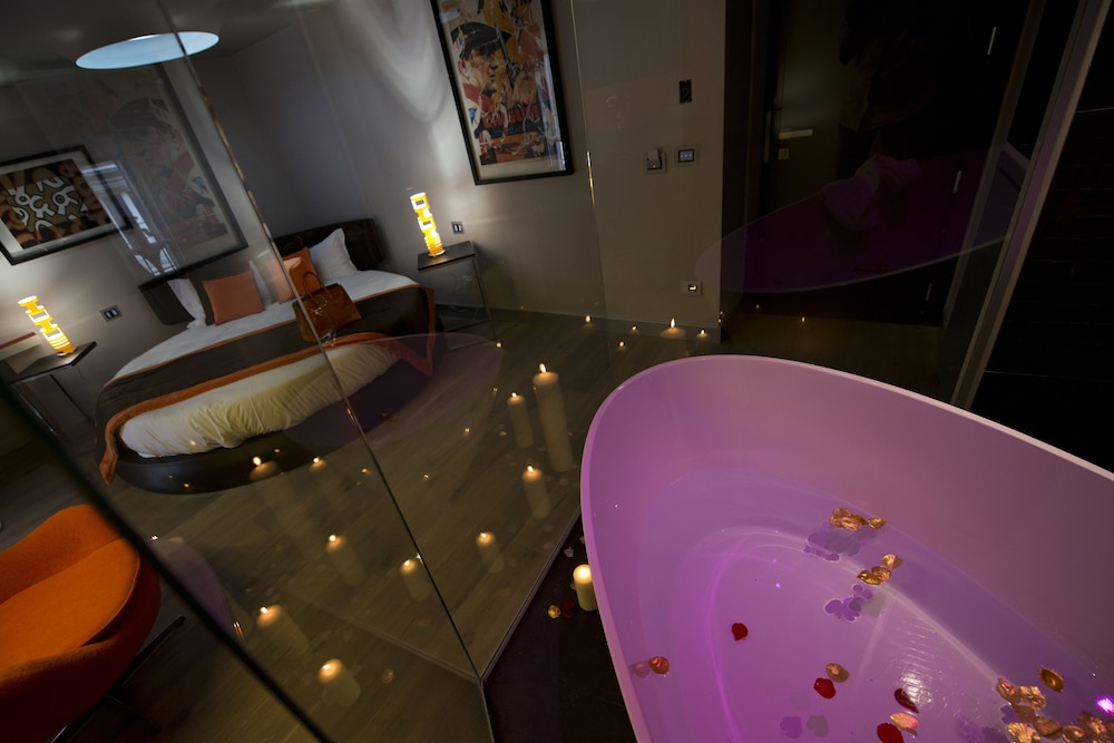 Junior Room, Hot Tub photo 2
