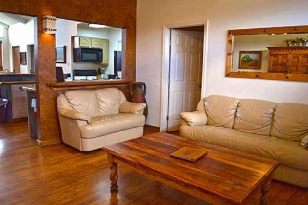 Executive Villa, 4 Bedrooms photo 3