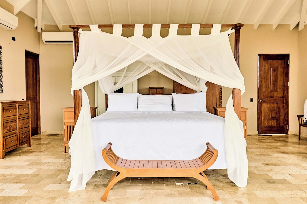 Panoramic Suite, Sea View