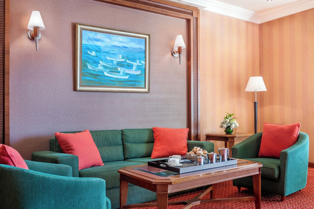 Executive Suite - Free Daily Shuttle Bus To Yas Attractions, Yas Mall And Grand Mosque photo 2