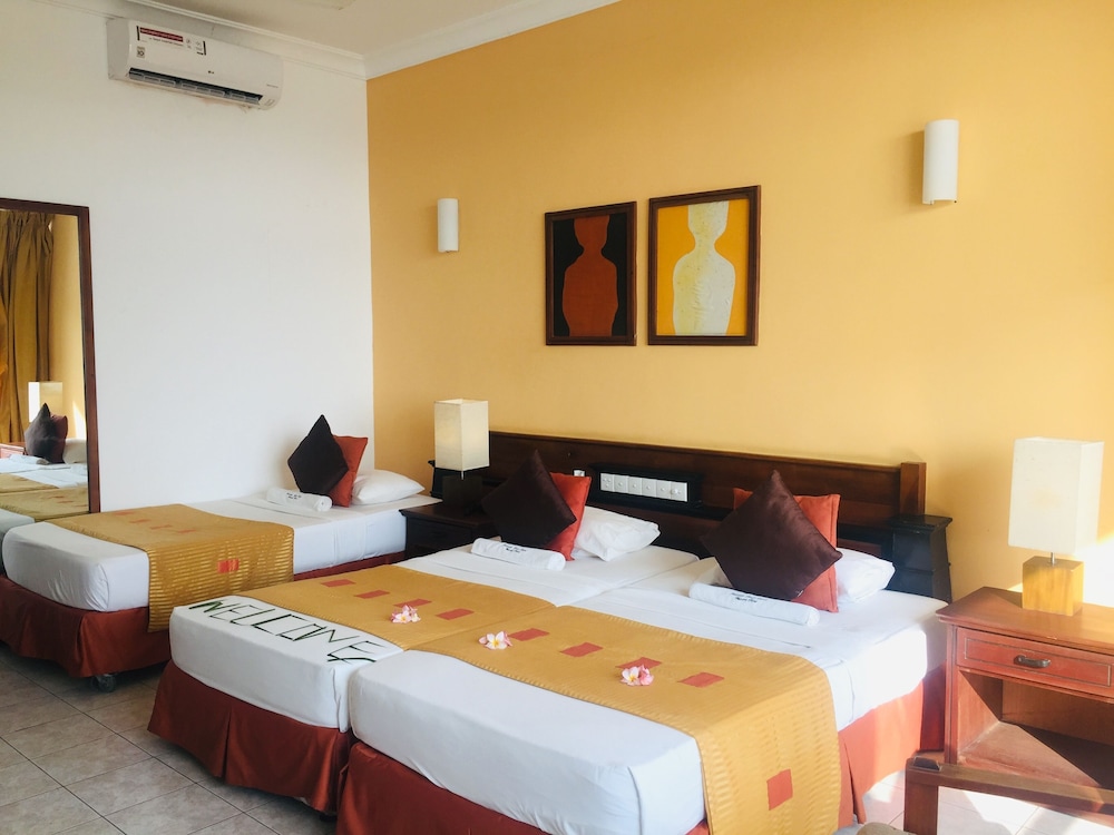 Deluxe Triple Room with Sea View Balcony photo 2