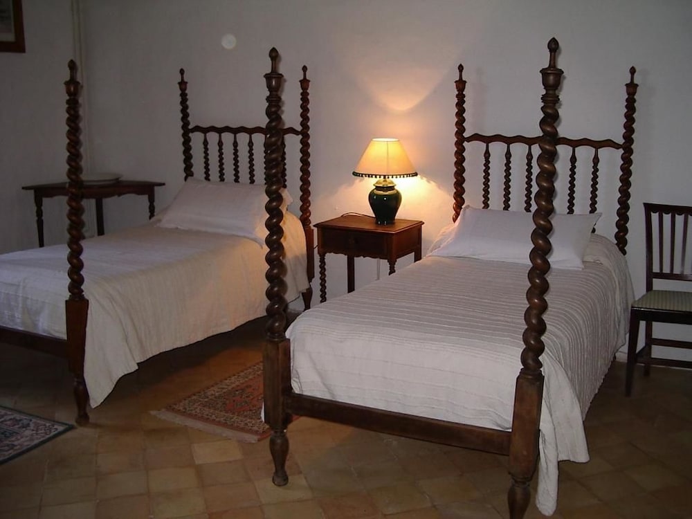 Standard Double Room photo 3