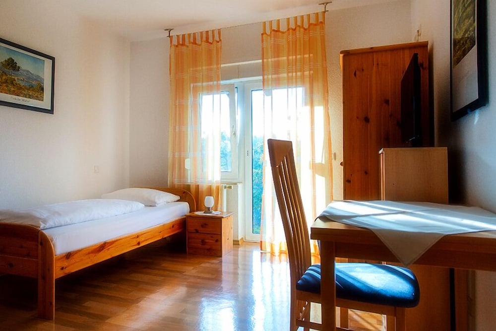 Standard Single Room, 1 Twin Bed, Non Smoking