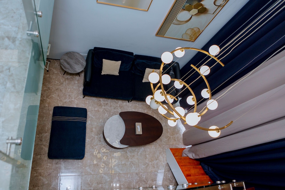 Superior Apartment, 4 Bedrooms photo 2