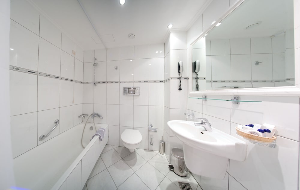 Economy Double or Twin Room