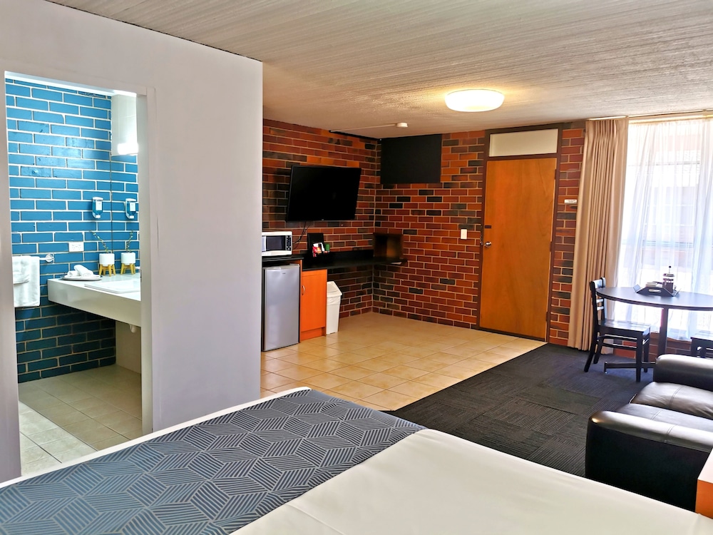 Standard Room photo 2