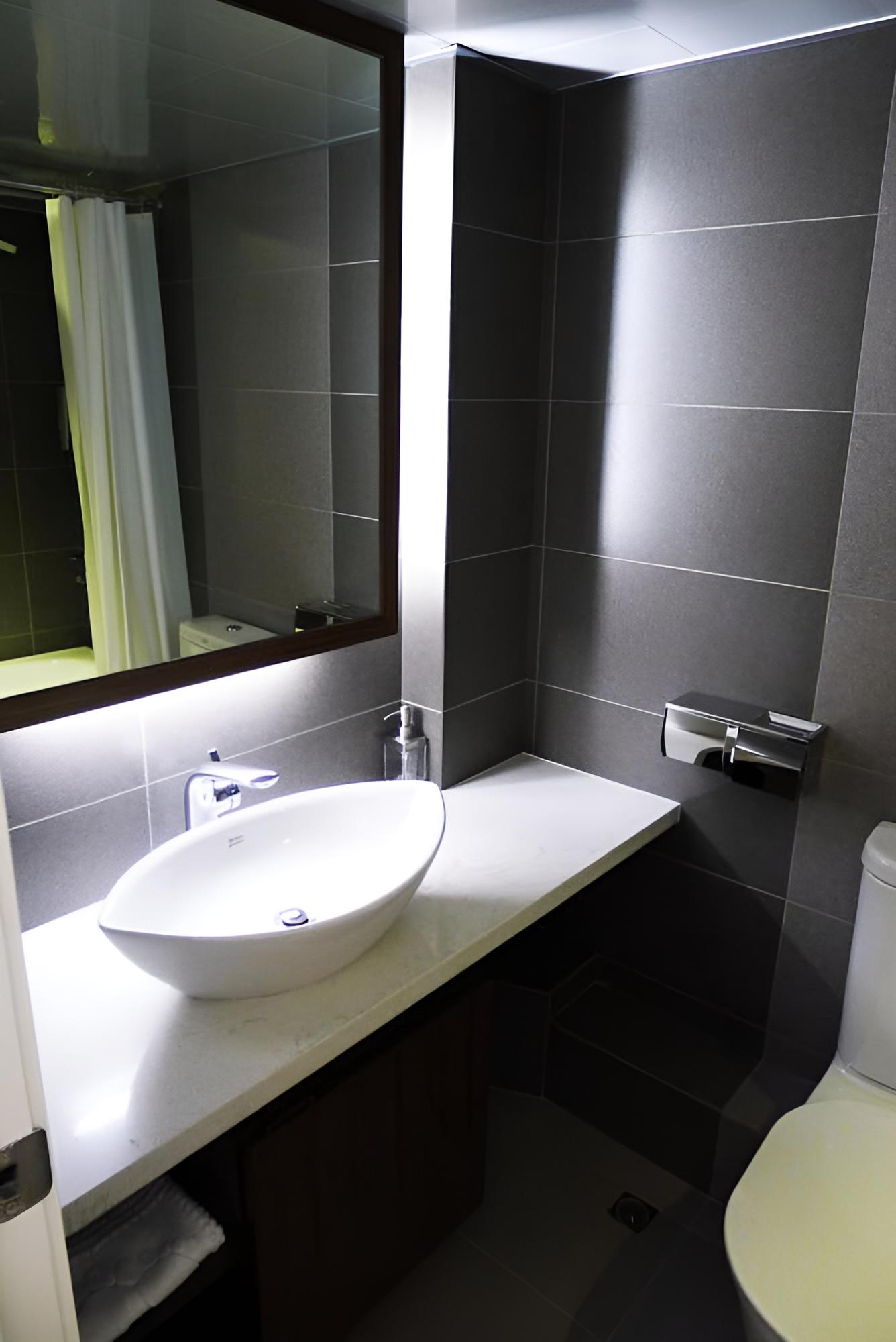 Comfort Quadruple Room, Shared Bathroom photo 3