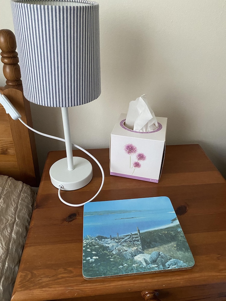 Double or Twin Room, Ensuite, Sea View (Sea Holly) photo 2
