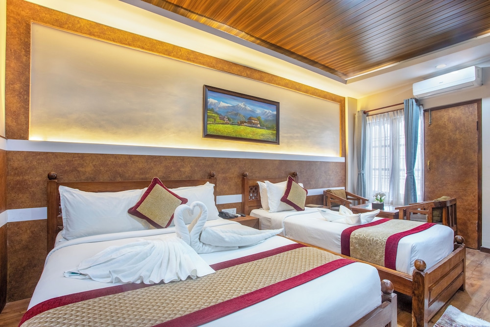 Deluxe Family Room