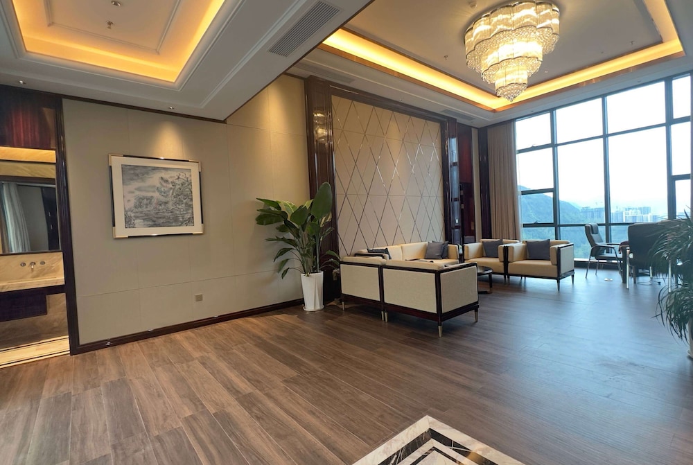 Club Suite (Grand) - Photo 5