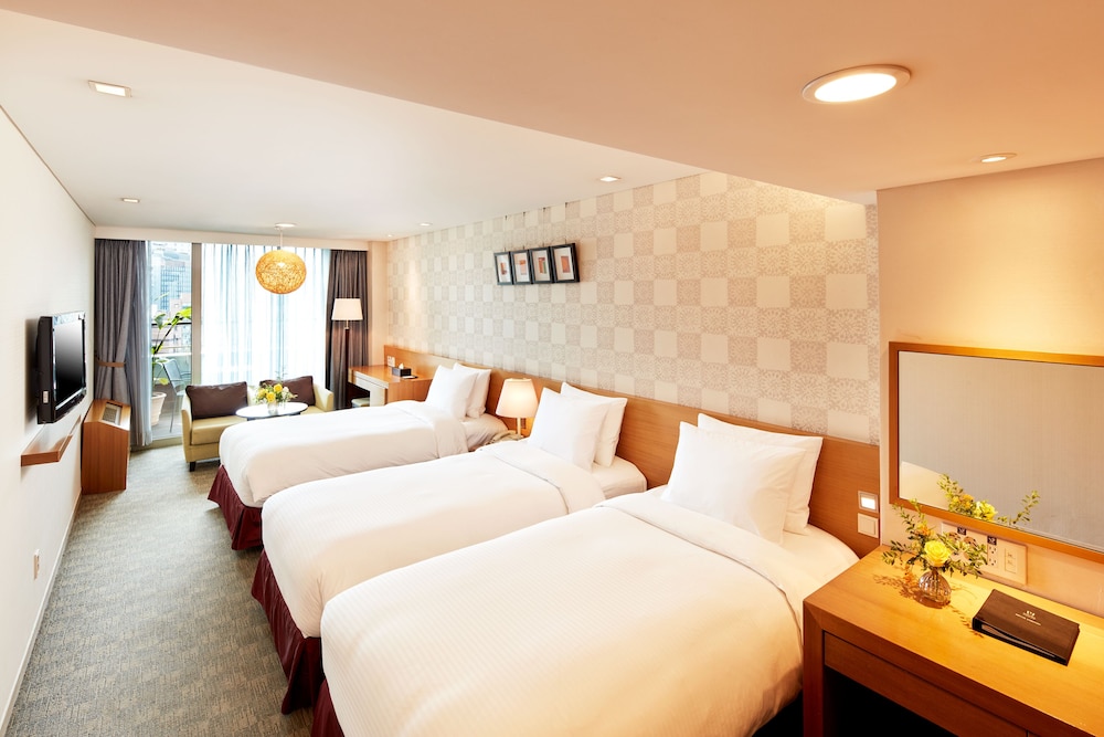 Deluxe Triple Room photo 1