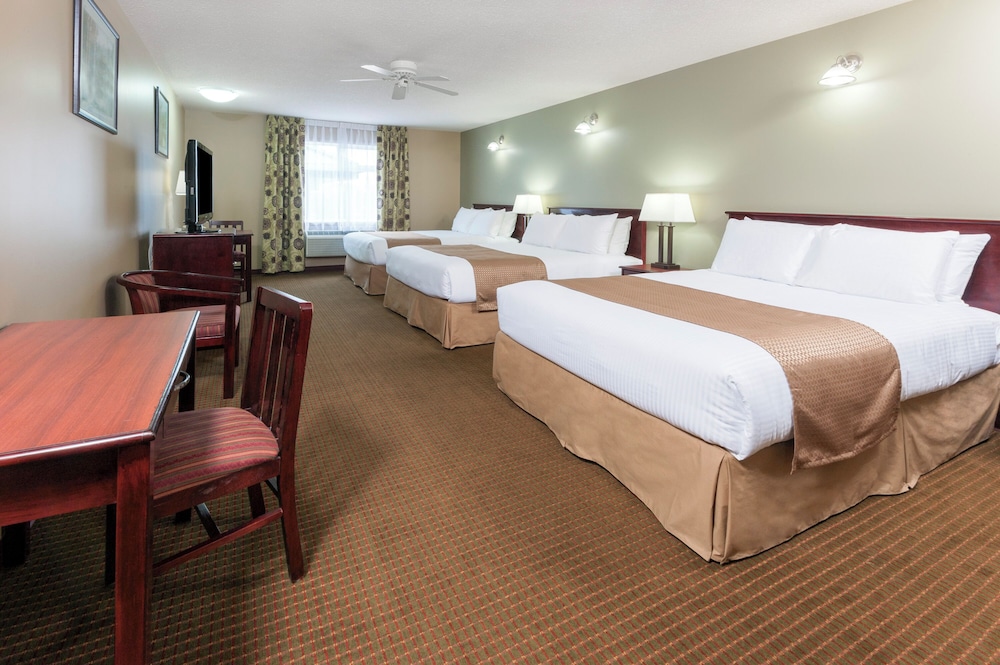 Suite, Multiple Beds, Non Smoking