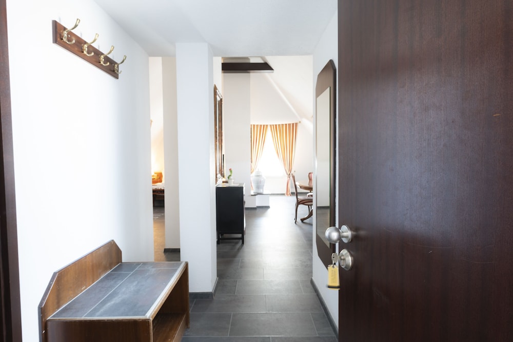 Deluxe Suite photo 3
