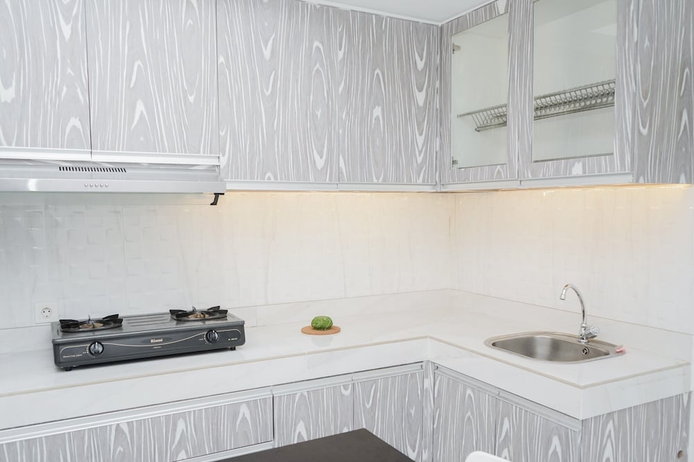 Room - Photo 6