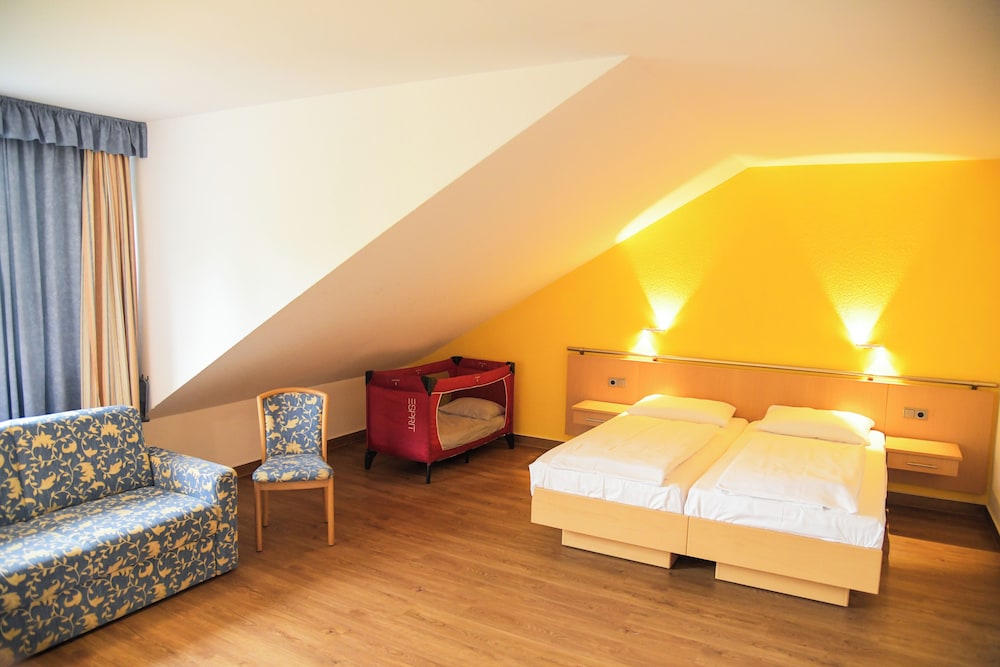 Quadruple Room photo 2