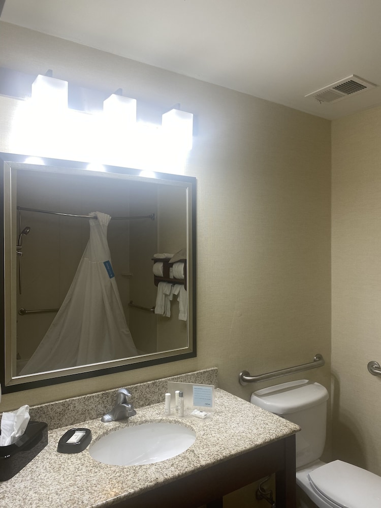 Room, 2 Queen Beds, Non Smoking - Photo 2