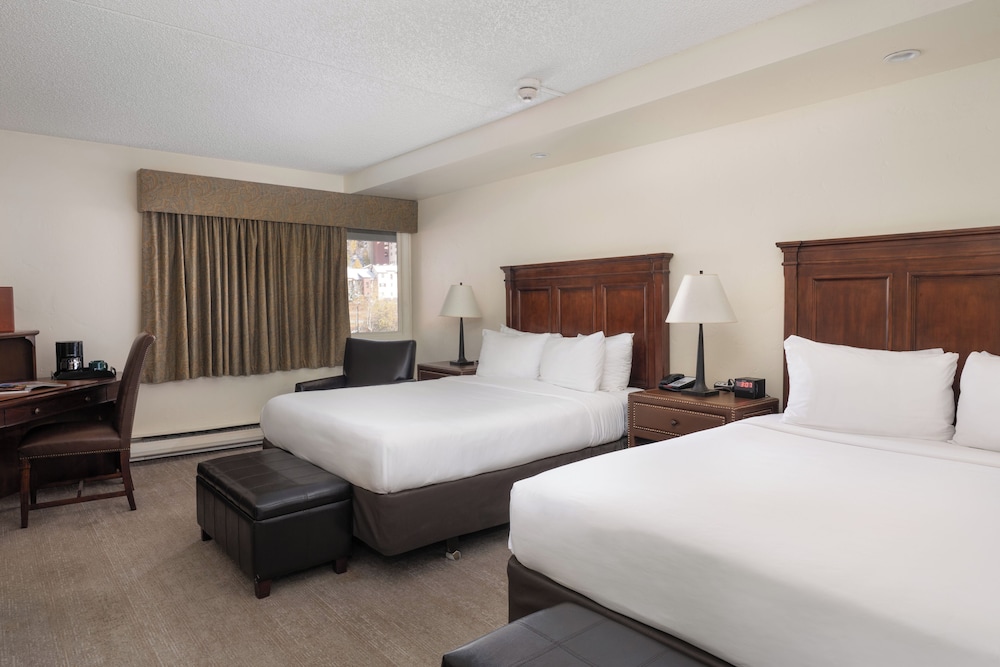 Standard Room, 2 Queen Beds, Valley View - Photo 1