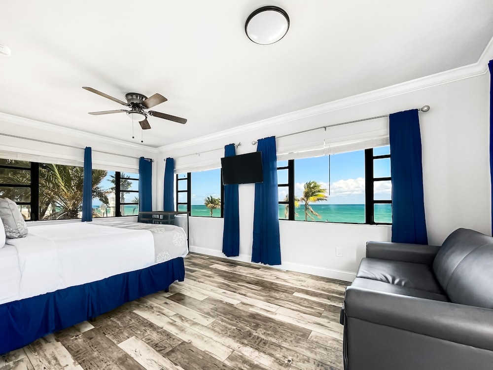 Superior Oceanfront King - Photo 6