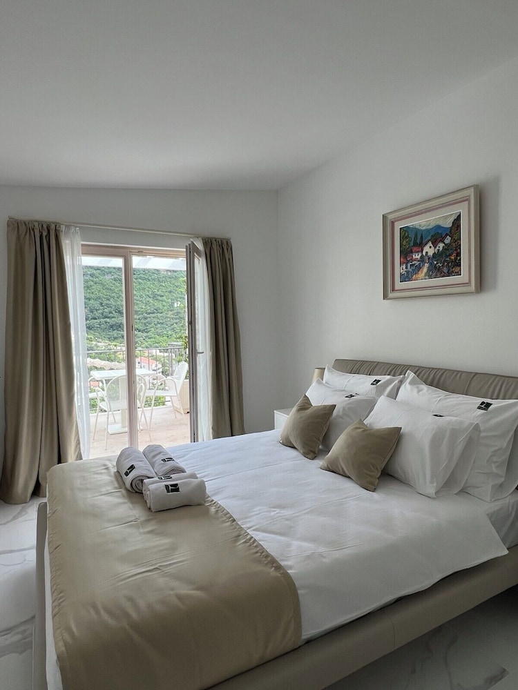 Panoramic Apartment photo 1